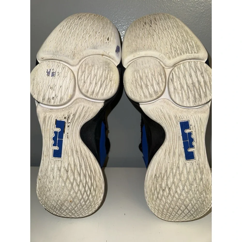 Nike LeBron Witness IV Mens Size 7.5 Black w/Blue Hyper‎ Cobalt BV7427-007 Shoes